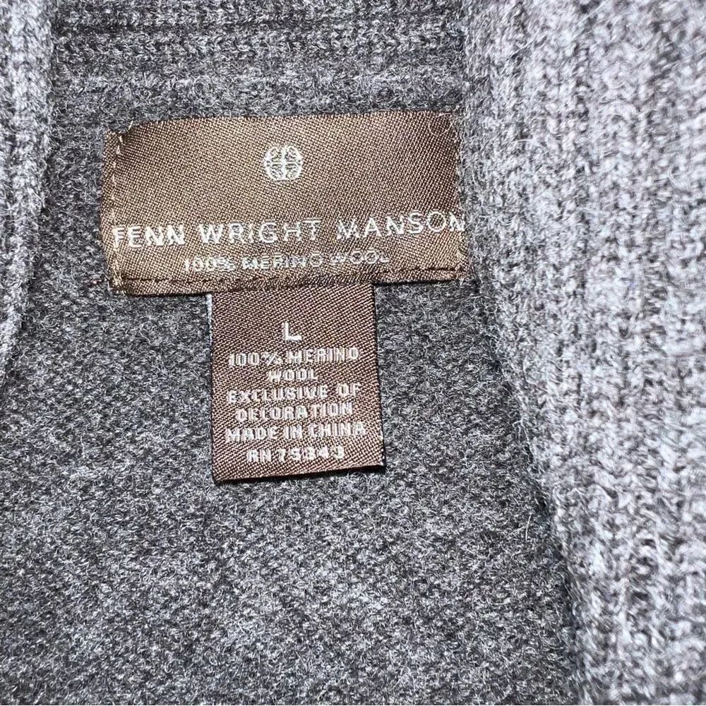 Fenn wright Manson sweater size L - Picture 3 of 4